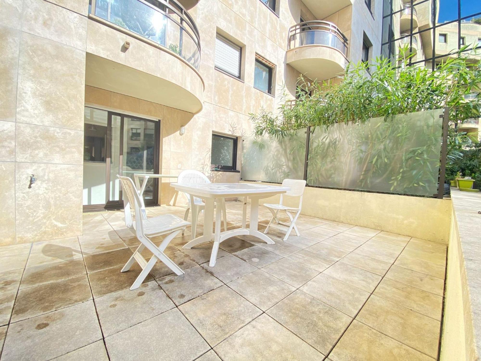 Superbe Appartement Terrasse 勒瓦卢瓦-佩雷 外观 照片